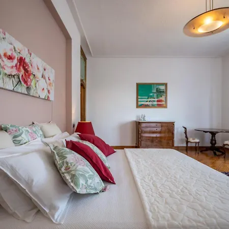 Holiday Casa Giacomelli By Interhome Mathi